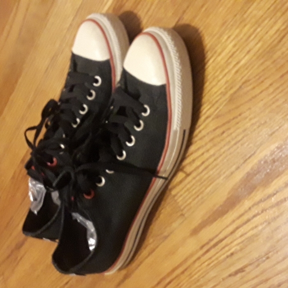 RARE '08 Project (RED) Billie Joe Armstrong Converse Artist #10 Unisex M9/W11 - Picture 3 of 16